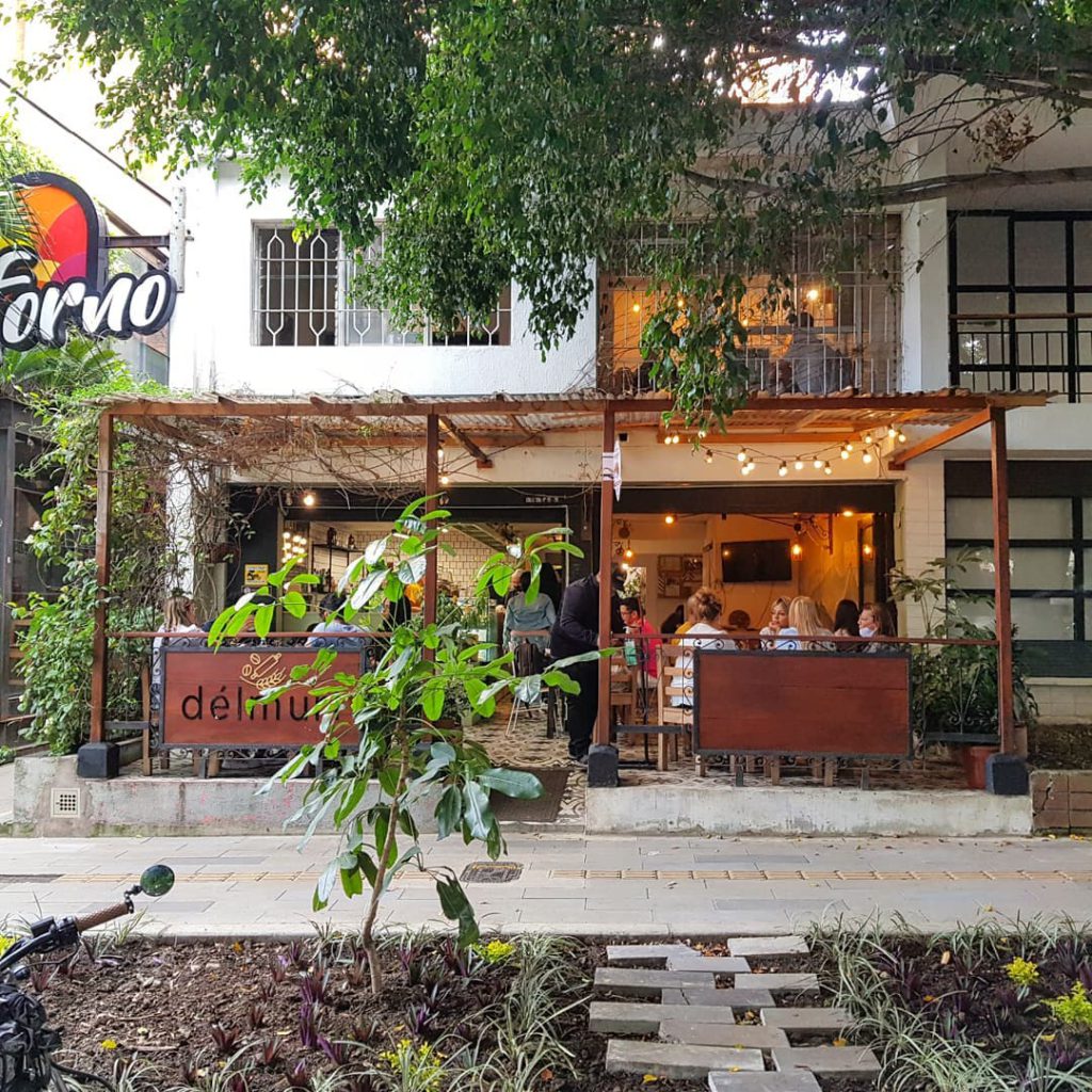 Best Cafes in Laureles Dèlmuri Bakery & Coffee Shop
