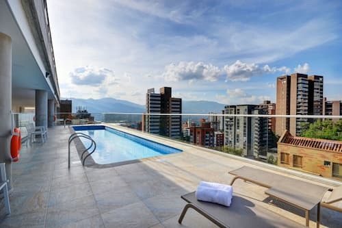 Soul Lifestyle Pool