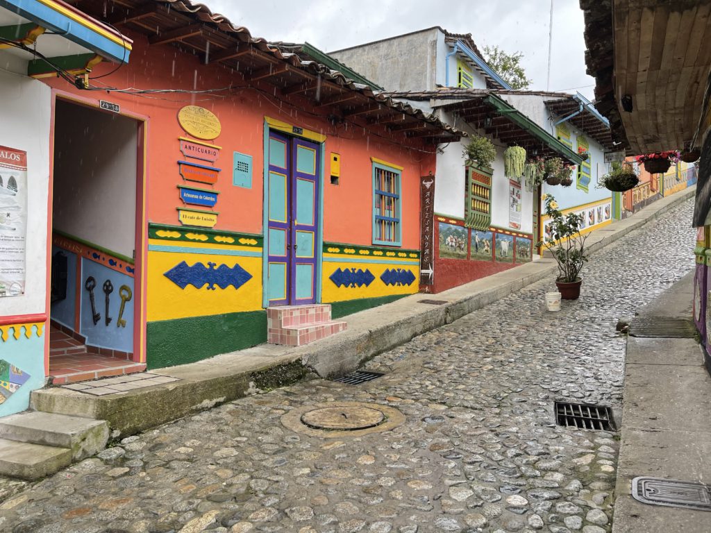 Where to Stay in Guatape
