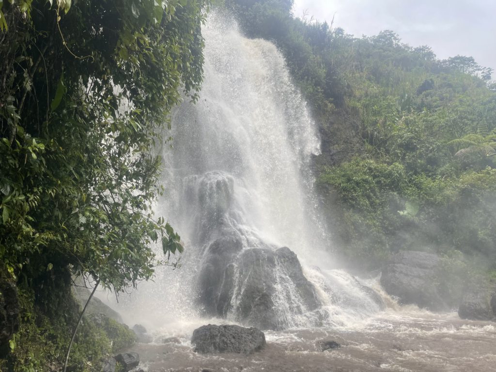 Why You Should Go to Cascada La Escalera
