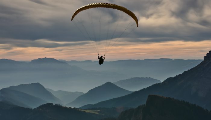 Medellín from Above: Paragliding Tours