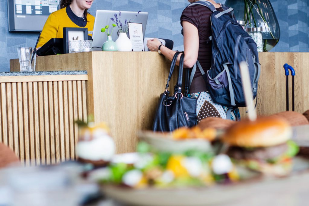 All the Best Bars and Restaurants in Giarardota