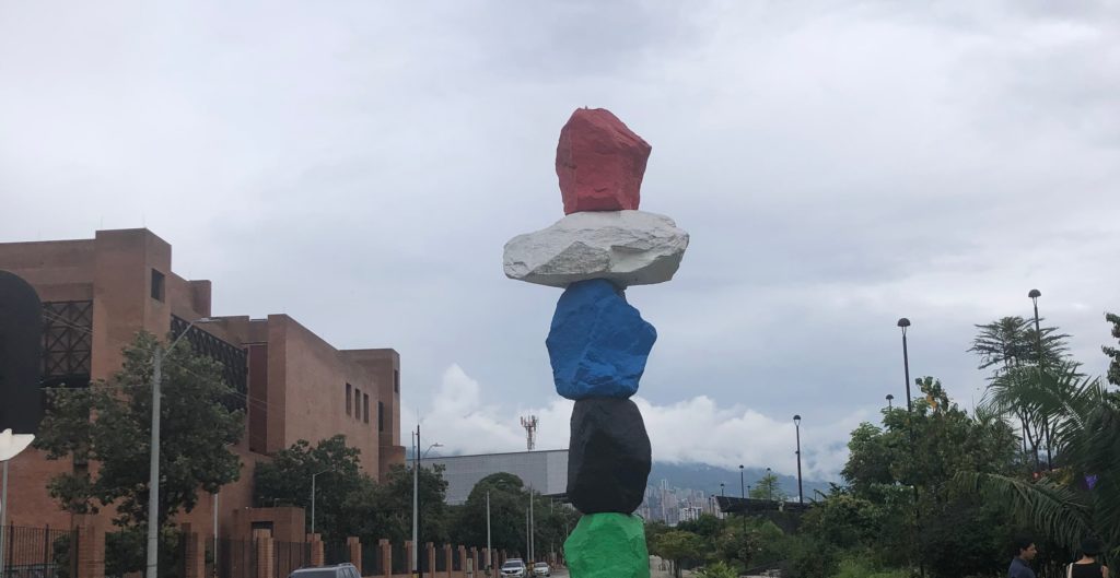 What's The Deal With Escultura Montana?
