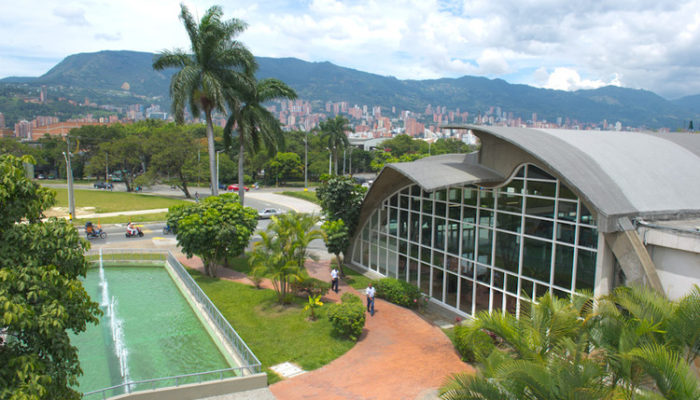 A Guide to the Olaya Herrera Airport