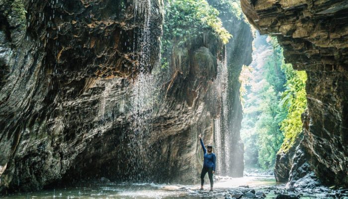 Adventuring at Cañón de la Cristalina in Medellín